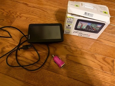 TomTom VIA 1515M 5 inch GPS Bundle. Tested Works - Image 1 of 4