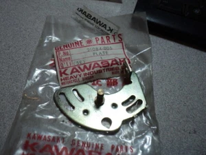 1968-70 KAWASAKI F3 BUSHWACKER CONTACT BREAKER PLATE  NOS OEM 21084-006 - Bild 1 von 5
