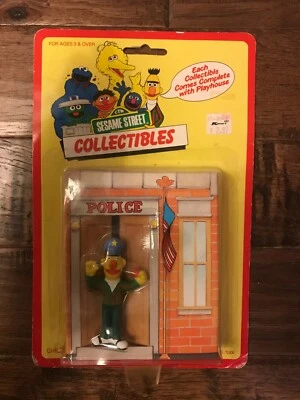 Figura "BERT" 1987 Vintage (Tara Toy) "Sesame Street" (Policía), ¡NUEVA! RARO! Foto 1 de 4