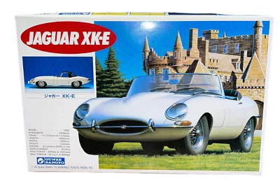 GUNZE JAGUAR 1994 XK-E 1/24 Model Kit #11761 - Image 1 of 4
