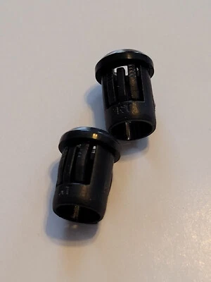 200pcs 5mm Black Plastic LED Clip Holder Case Cup Mounting - Image 1 of 3