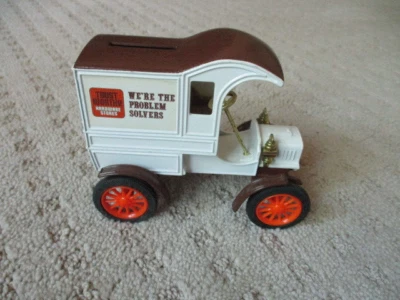 1905 Ford's First Delivery Car Ertl DieCast Bank LTD Edition Trust Worthy - Image 1 of 4