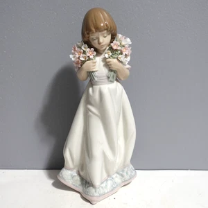 Lladro Figurine 7603 "Spring Bouquets" Retired In Box Collectors Society - Picture 1 of 15