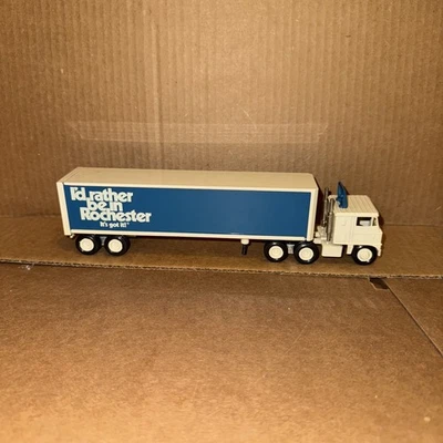 Remolque tractor diecast Winross Rochester de colección  Foto 1 de 4