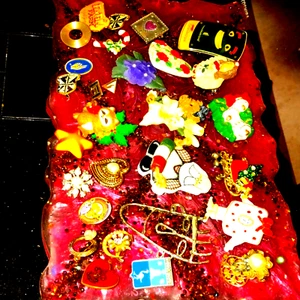 Huge vintage lot of 30 pins / brooches really cute! - Picture 1 of 8