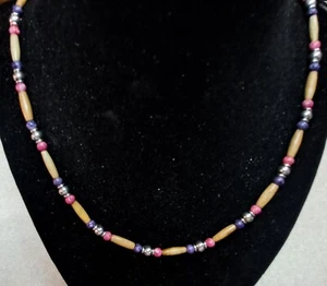 Handcrafted Native American Bead Necklace - Bild 1 von 1