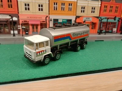 Camion Pegaso Cisterna della Mira Scala 1:64 - Immagine 1 di 4