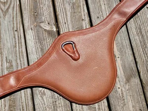 Devoucoux Caramelo Marrón Acolchado Protector del Vientre Tachuela Circunferencia de Salto - 54"-135 cm - Nuevo con Etiquetas - Imagen 1 de 9