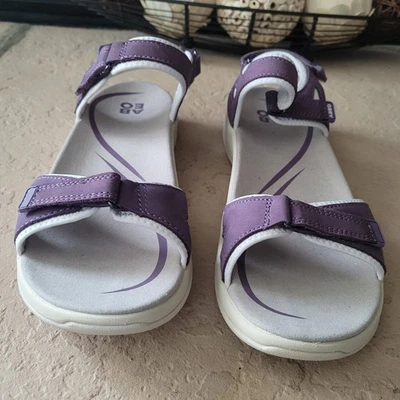 NWOT Size 8 Abeo Goleta Orthotic Strappy Slingback Purple Leather Women Sandals - Image 1 of 4