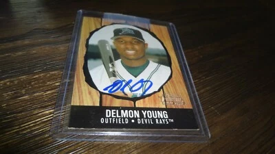 Tarjeta de béisbol Bowman Heritage Delmon Young 2003 autografiada Foto 1 de 2