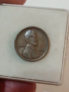 1918 P. MINT LINCOLN MEMORIAL COPPER PENNY - Picture 1 of 2