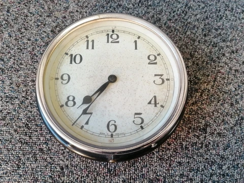 1940's ww2 Era RAF Wall Clock ref no. 10A/10449 Bakelite / Chrome Cover