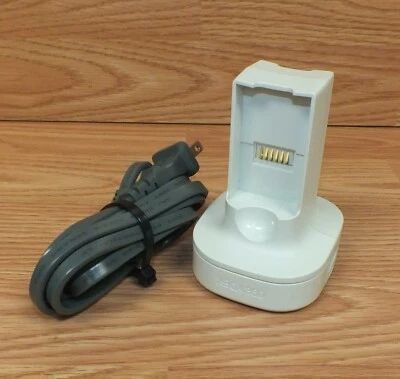 Microsoft Xbox 360 Quick Charge Kit (DPSN-10EB A REV: 01) AC / DC Adapter - Image 1 of 4