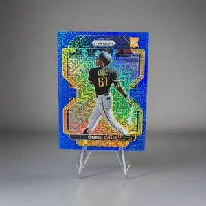 2022 Panini Prizm - Tier II Oneil Cruz #118 Blue Mojo Prizm /199 (RC) - Picture 1 of 4