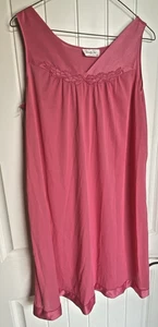 Vintage Vanity Fair rosa ärmellos Nylon Nachthemd Blumen Spitze Satin Detail MED - Bild 1 von 5
