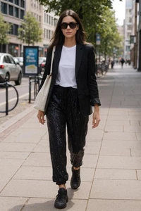 Jogginghose schwarz Pailletten - Bild 1 von 6
