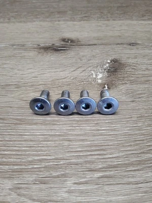 12 08-12 Kawasaki Ninja 250 EX250 2012 pernos de montaje de clavija trasera de pasajero  Foto 1 de 4