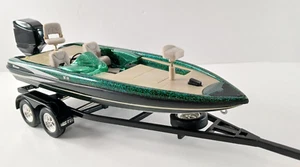 2002 Ertl Triton TR-21 Diecast Bass Fishing Boat 1/18 Scale + Trailor CLEAN - Picture 1 of 15