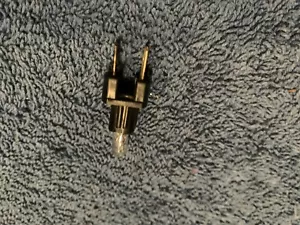 81 - 94 Classic SAAB 900 Dash Ash Tray Heater Console Light Bulb and Socket - Picture 1 of 4