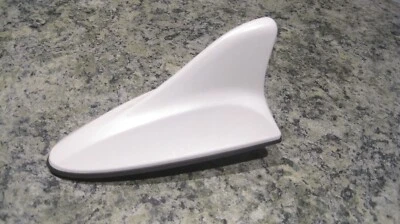 2012 HYUNDAI ELANTRA ROOF 收音机天线闪亮白色 96210-3X000WJR 原始设备制造商 — 第 1/3 张图片