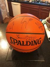 1999-00 San Antonio Spurs Autographed Team Spalding Basketball  -With Beckett Au