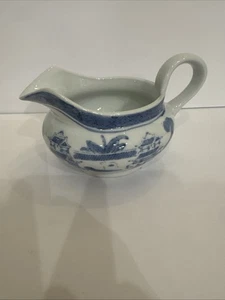 GUANGZHOU ARTS & CRAFTS ORIENTAL BLUE & WHITE CREAMER  3.25” X 6.5” - Picture 1 of 3