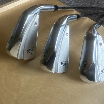 Meio conjunto de ferros Miura KM 700 5,7,9. Eixos Oban - Imagem 1 de 4