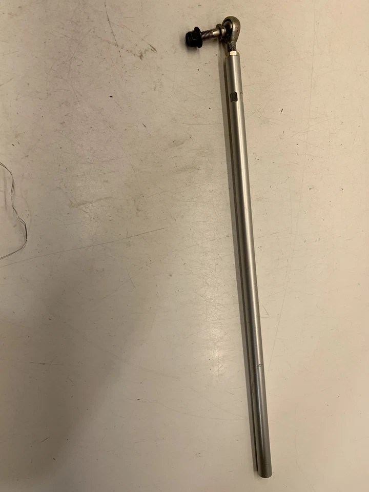 Rod Ass'y | Paquete TNT - 2017 SKI-DOO MXZ 850 TNT Foto 1 de 4