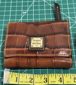 Dooney & Bourke 3Fold Credit Card Wallet 12 Slots 1 Bill Slot 1 Zip Pkt Brown - Picture 1 of 23