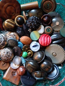 Mixed Vtg Buttons Lot K Variety Of Sizes, Colors, Types Crafts, Sewing, Assorted - Picture 1 of 8