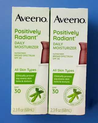 2 Pack Aveeno Positively Radiant Daily Face Moisturizer SPF 30, 2.3 oz X2 New - Image 1 of 2