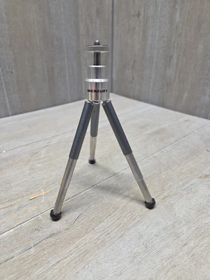 Targus Mini Tabletop Tripod Ball Head 4.75 - 7in - Image 1 of 4