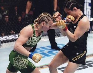Valentina Shevchenko 8x10 photo UFC vs Alexa Grasso Noche Unsigned - Picture 1 of 1