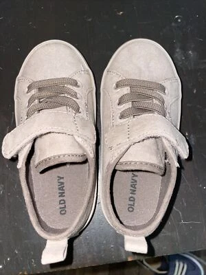 Tenis antiguos azul marino para niños pequeños talla 7 bronceados gancho y bucle con cordones elásticos de goma para zapatos nuevos Foto 1 de 4