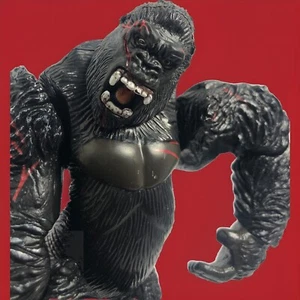 2005 KING KONG 8TH WONDER OF THE WORLD Playmates KING KONG Loose 7" Figure #3 - Picture 1 of 9