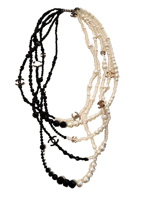 Collar Chanel 5 hilos de perlas y vidrio blanco y negro raro Foto 1 de 4