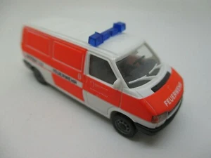 AMW / AWM: Feuerwehr Notarzt-Wagen VW (PKW10) - Bild 1 von 1