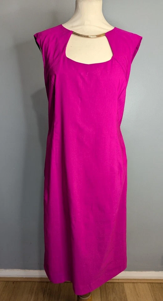 Vestido lápis romano tamanho original 18 rosa quente sem mangas para festas - Imagem 1 de 4
