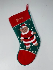 Medias personalizadas de vacaciones de Navidad ""George"" Santa Bear estrellas rojo verde - Imagen 1 de 9