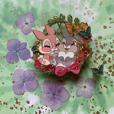 Disney Bambi 1942 Movie Bunny Thumper Fantasy Enamel Pin by Astral_pins LE 125 - Bild 1 von 4