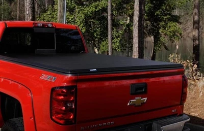 LUND para Nissan Titan 04-15 (5,5 ft. Cama) Cubierta Tonneau Plegable Dura con Kit de Soporte Foto 1 de 4