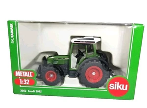 Siku 3052 1:32 Scale Fendt 209S Tractor Boxed Model Agricultural Vehicle Rare - Picture 1 of 10