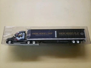 HO Trucks N Stuff Freightliner Cascadia Sleeper W 53' Van Where Heroes Play - Bild 1 von 3