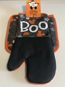 Disney Mickey Mouse Oversized Oven Mitt Pot Holder Rubberized Boo Halloween NWT - Picture 1 of 7
