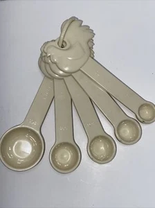 Paula Deen Chicken Measuring Spoons 5 pc Set Plastic Nesting Rooster BB4 - Picture 1 of 9