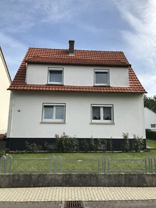 Gepflegte Wohnung in Schlitz mit zwei Zimmern und Einbauküche - Bild 1 von 7