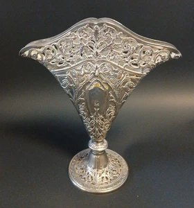 Godinger Silver Art Co Plated Ornate Pierced Fan Vase 9" Tall Lined 1991 Vintage - Picture 1 of 8