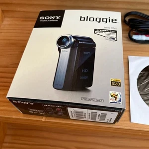 Sony MHS-CM5 Violet Bloggie HD Digital Camcorder 5x Optical Zoom w/Box - Picture 1 of 5