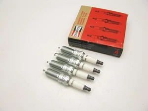 (4) Champion 3470 Platinum Spark Plugs RE14PMC5 - Picture 1 of 3