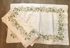 DORMA YELDWOOD PAIR PILLOWCASES EMBROIDERD RRP £35 USED - Picture 1 of 8